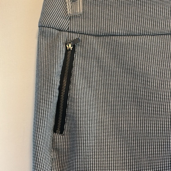 Houndstooth Skinny Dress Pants - Picture 3 of 4